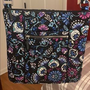 Vera Bradley Crossbody hipster purse